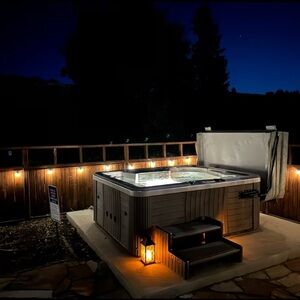 Meet your Posher, Good